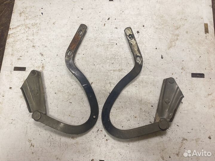 Петля крышка багажника Chery Amulet a15