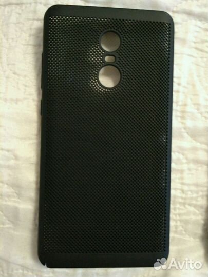 Бампер на телефон