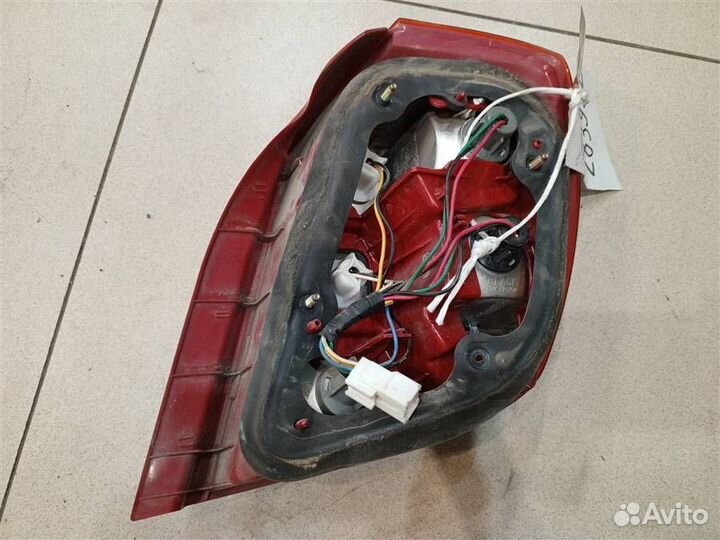 Фонарь задний наружный правый Chevrolet Lacetti J