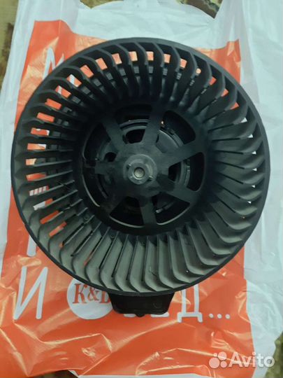 Моторчик печки УАЗ Патриот