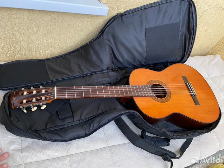 Классическая гитара Yamaha G-100D