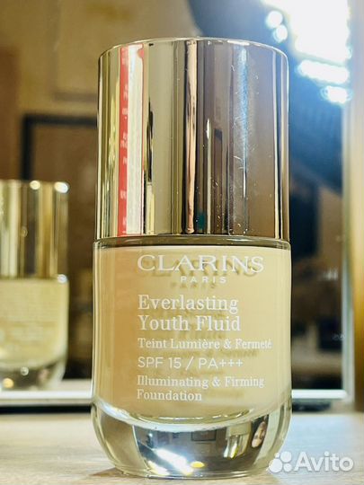 Clarins everlasting 103N