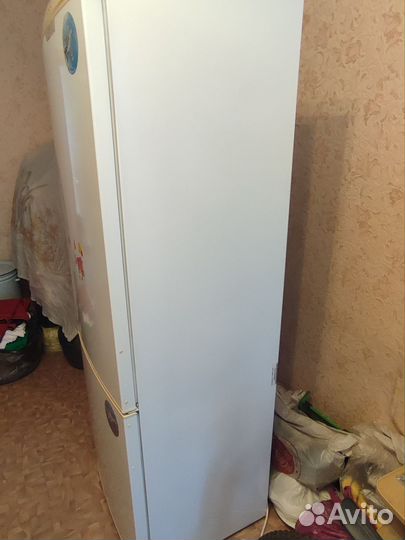 Холодильник бу Candy