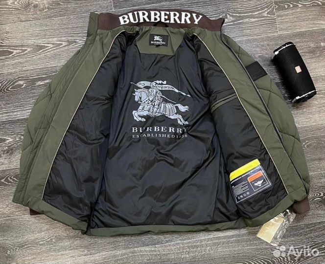 Куртка Burberry: весна для стильных людей