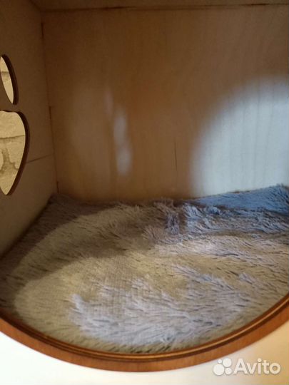 Домик для кошки двухэтажный