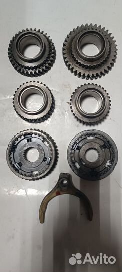 Продаю шестерни и муфты на МКПП ока