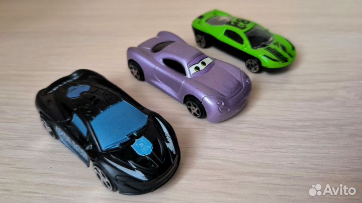 Модели машинок 1,2фото железные, 3,4 пластиковые