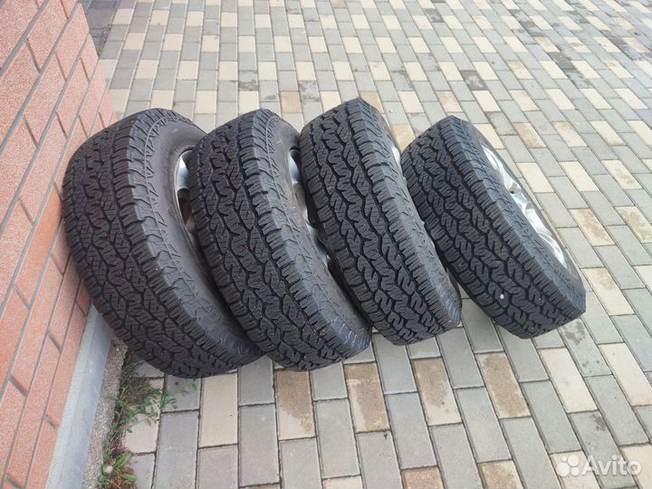 Matador MP 72 Izzarda A/T 2 205/70 R15