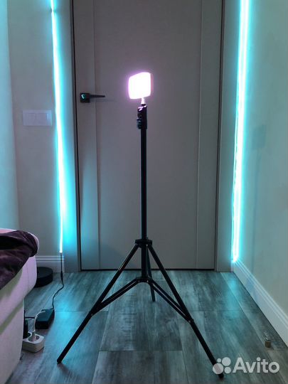 LED-Лампа (переносная) + штатив