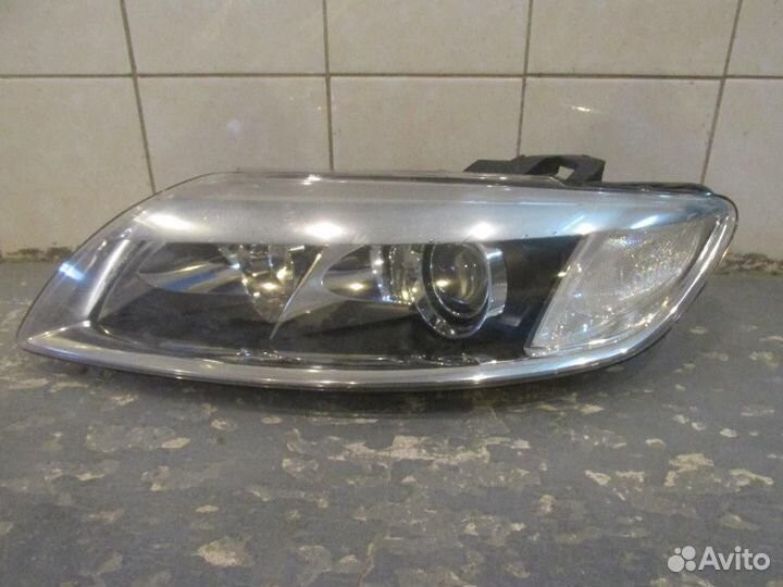 Фара левая Audi Q7