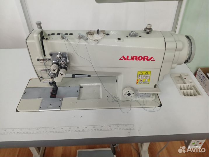 Двустрочная швейная машина