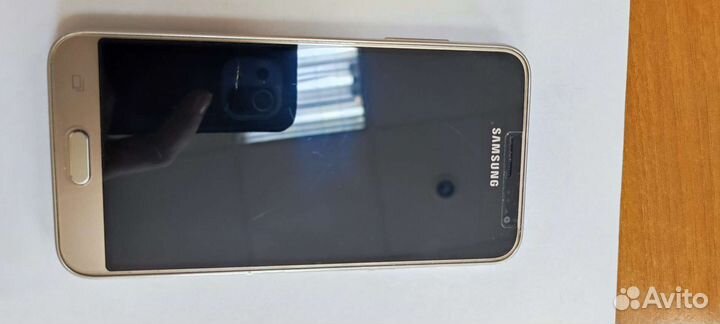 Телефон Samsung