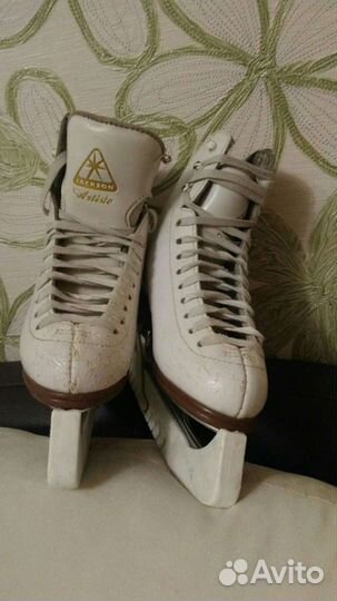 Коньки фигурные