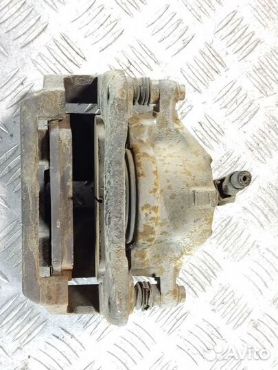 Суппорт передний левый Gaz Газ 2011