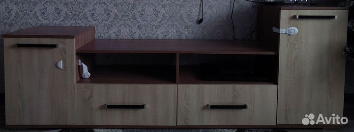Тумба под тв