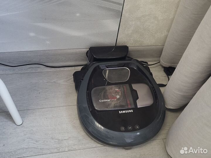 Робот пылесос Samsung