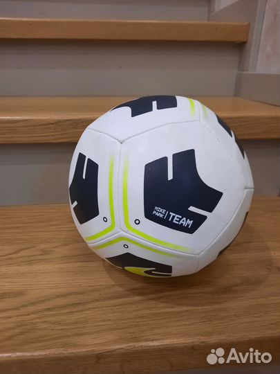 Футбольный мяч nike