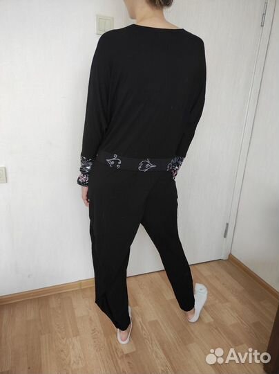 Дизайнерский комбинезон, чёрный трикотаж, 48 разм