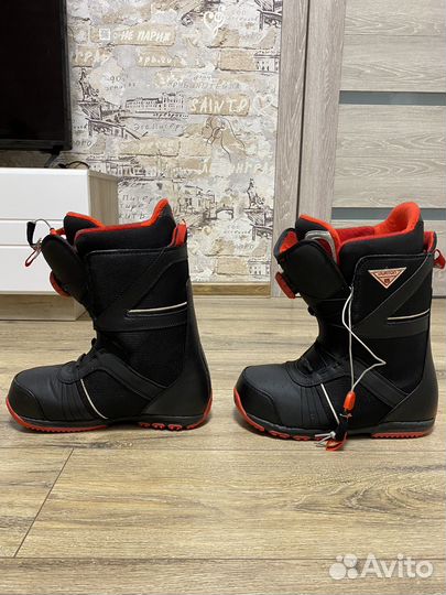 Сноубордические ботинки burton tyro black