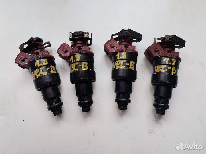 Форсунка топливная- Opel Vectra B X18XE X20XEV