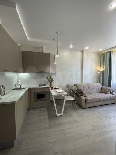 2-к. квартира, 40 м², 1/5 эт.