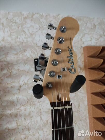 Редкая электрогитара Caliber /обмен