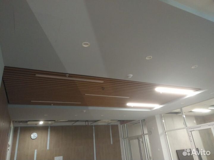 Реечный потолок (кубообразный)