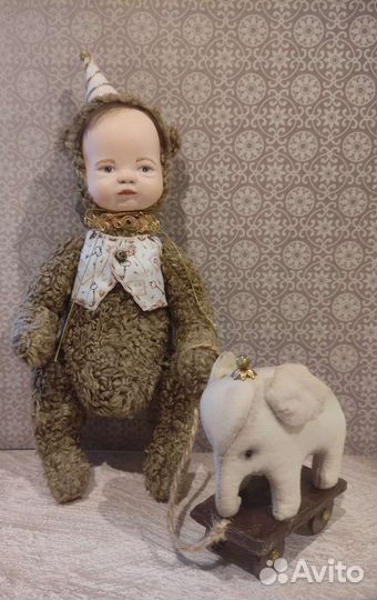 Тедди долл мальчик в подарочной коробке