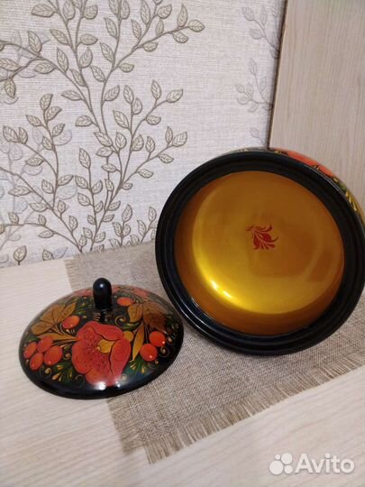 Деревянные вазы Хохлома