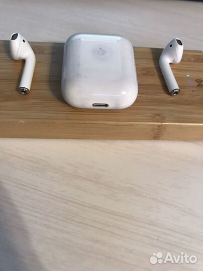 Копия наушников AirPods 2 (Hoco es 39)