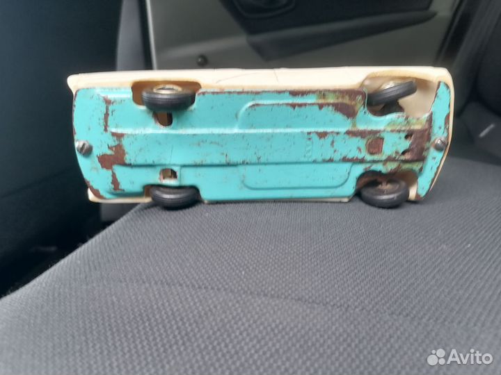 Пластиковые игрушка СССР