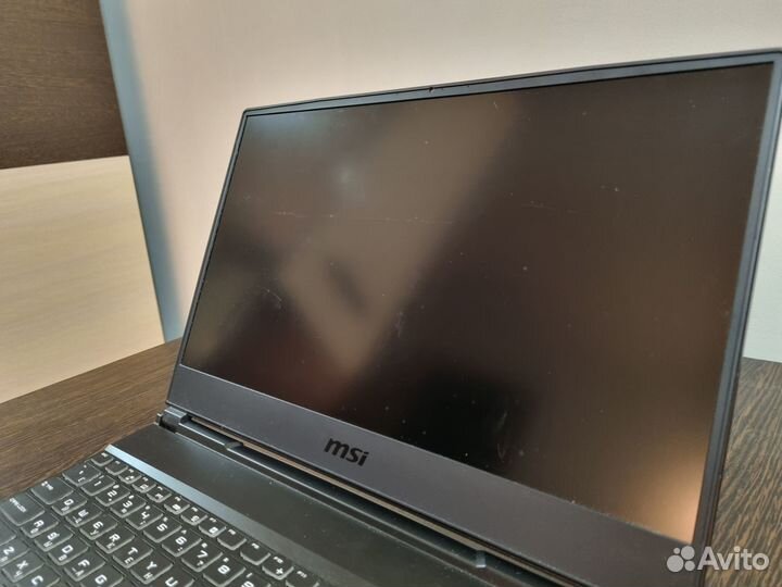 Ноутбук MSI leopard GL65