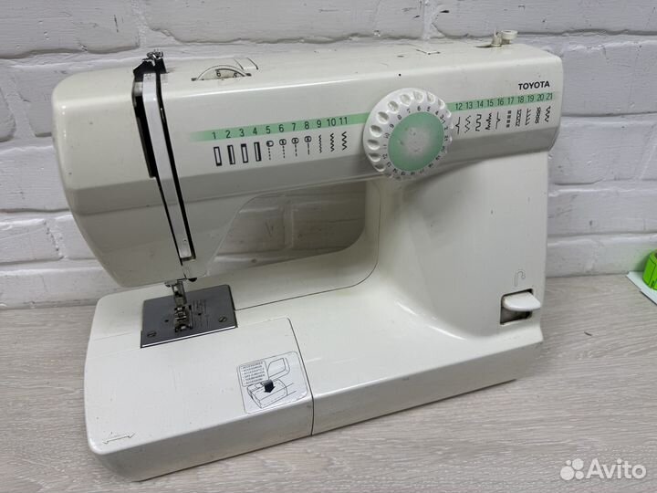 Швейная машина Toyota RS 2000 Series