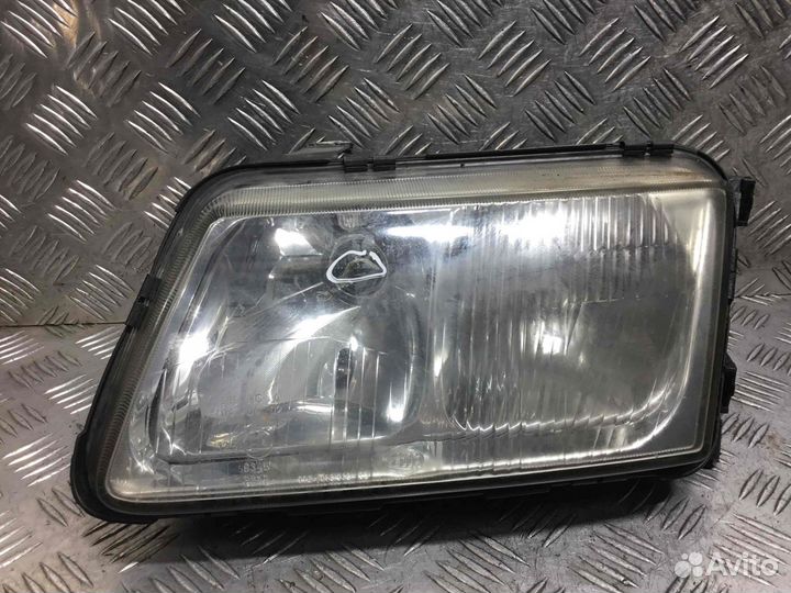 Фара левая Audi A3 96303500li APF