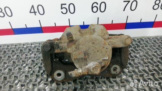 Суппорт тормозной передний левый toyota RAV 4 ZSA3