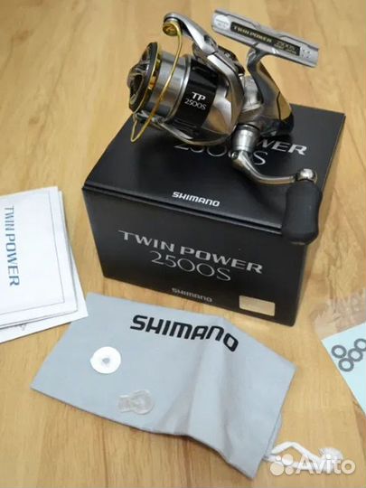 Новае. Shimano 15 Twin Power 2500S. text