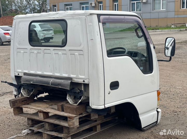 Кабина Isuzu Elf NKR66E 4HF1 1995