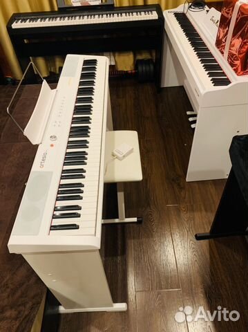 Цифровое Пианино + Стойка + Банкетка