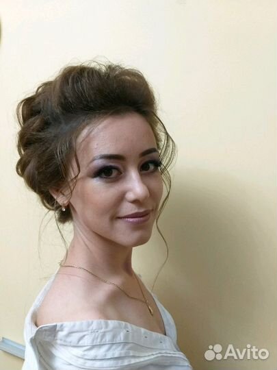 Колорист. Прически. Укладки. Окрашивание. Макияж