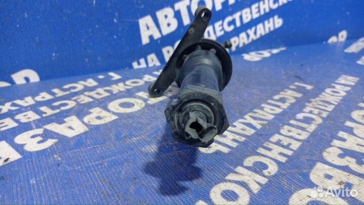 Форсунка омывателя фар Mercedes-Benz W220 седан