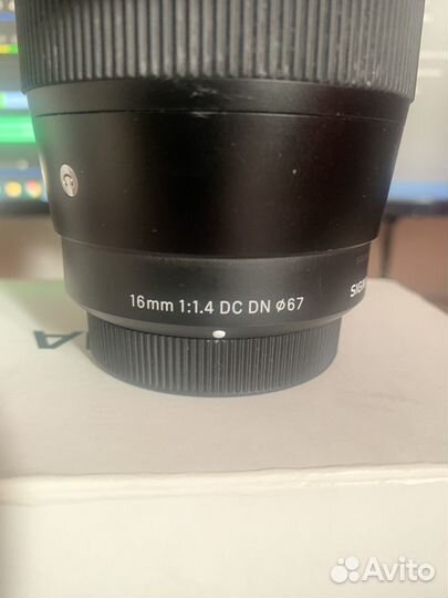 Sigma 16mm f/1.4 DC DN Micro 4/3 MFT