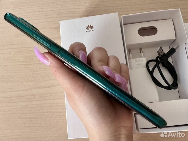 HUAWEI P40 Lite, 6/128 ГБ