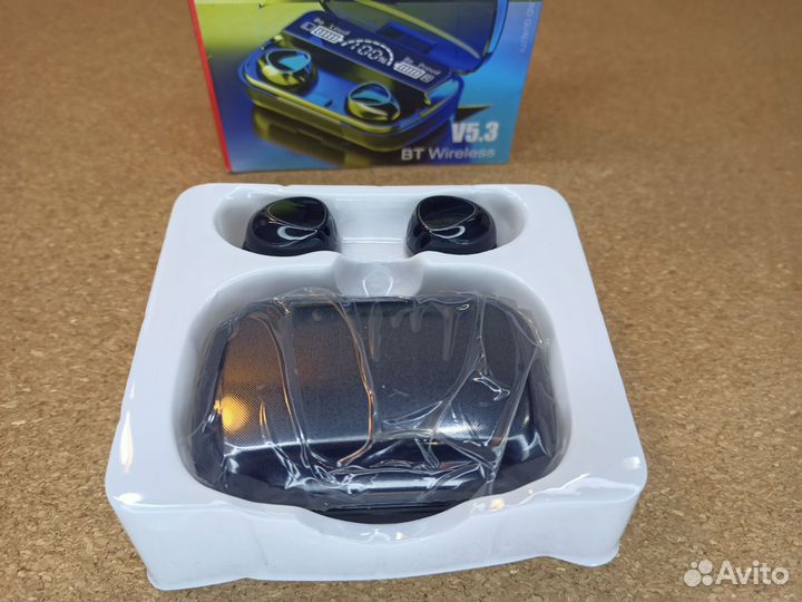 Беспроводные наушники м10