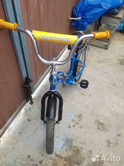 Продам детские велосипеды 2 шт, и самокат