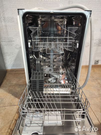 Посудомоечная машина Electrolux esl4300ro