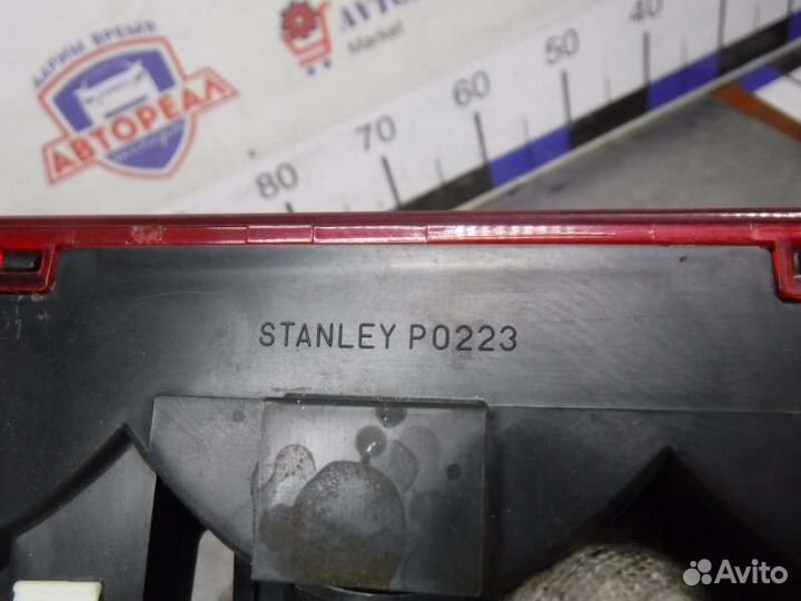 Стоп-сигнал Mitsubishi Pajero Sport 2 4D56 2012