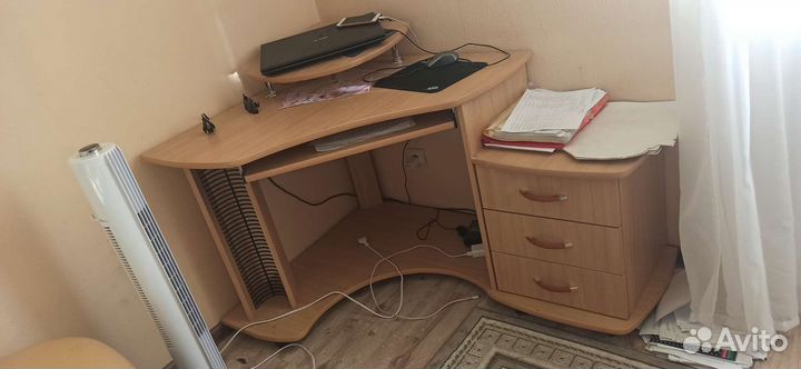 Компьютерный стол