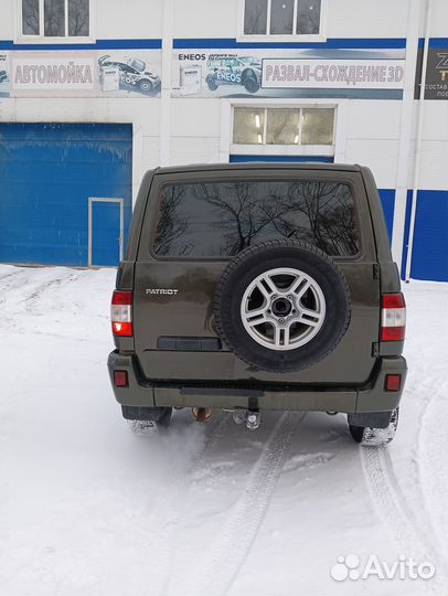 УАЗ Patriot 2.7 МТ, 2011, 150 000 км