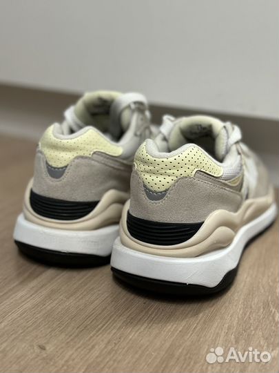 Кроссовки new balance