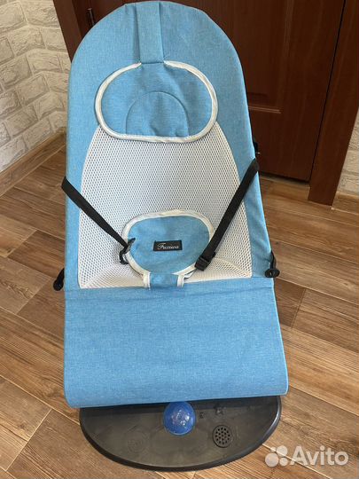 Шезлонг для новорожденных